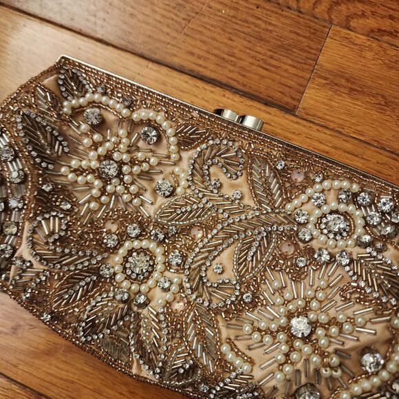 Glint / Nordstrom Champagne Pearl & Crystal Clutch w/ Shoulder Chain - Picture 2 of 7